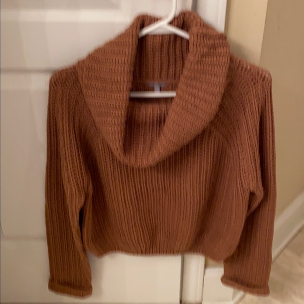 Women’s sweater